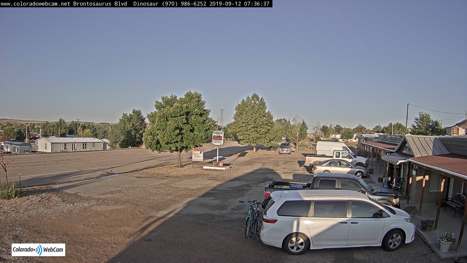 Dinosaur cam Brontosaurus Blvd, Dinosaur Colorado cam Terrace Motel Colorado cam